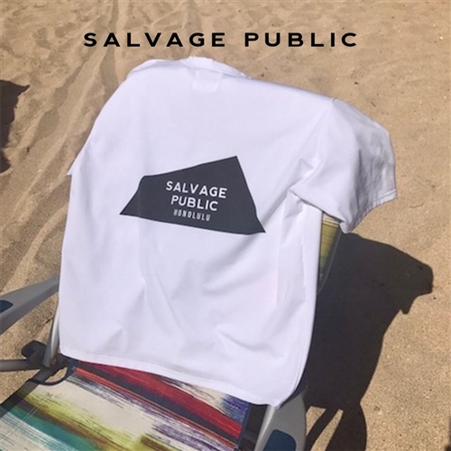 《SALVAGE PUBLIC》の別注サーフTシャツが海から街まで大活躍してくれそうな件