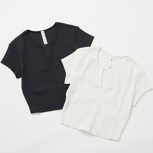 RIBBED CROPPED SAVVY SHORT SLEEVE