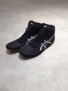 ASICS　レスリングシューズ