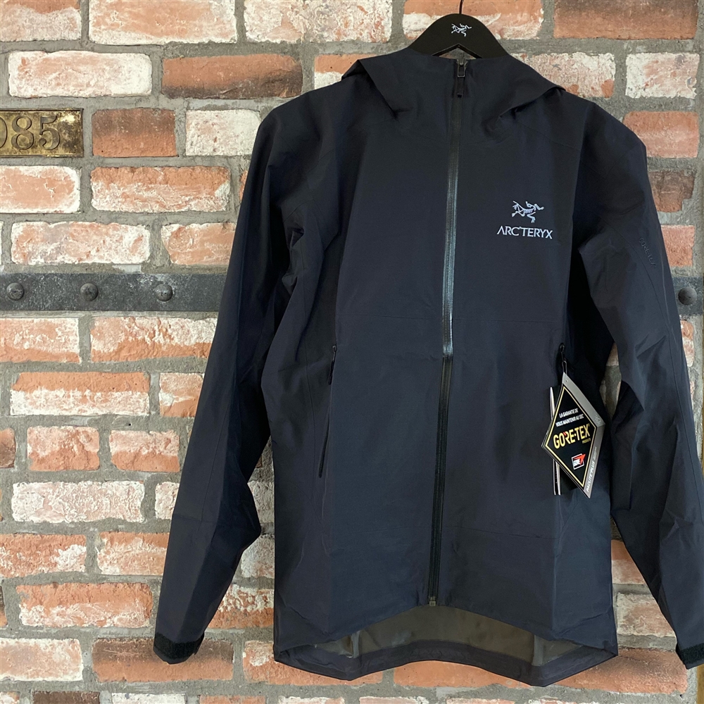 2020 christmas blog 自信を持たせてくれる ARC'TERYXのZETA SL JACKET