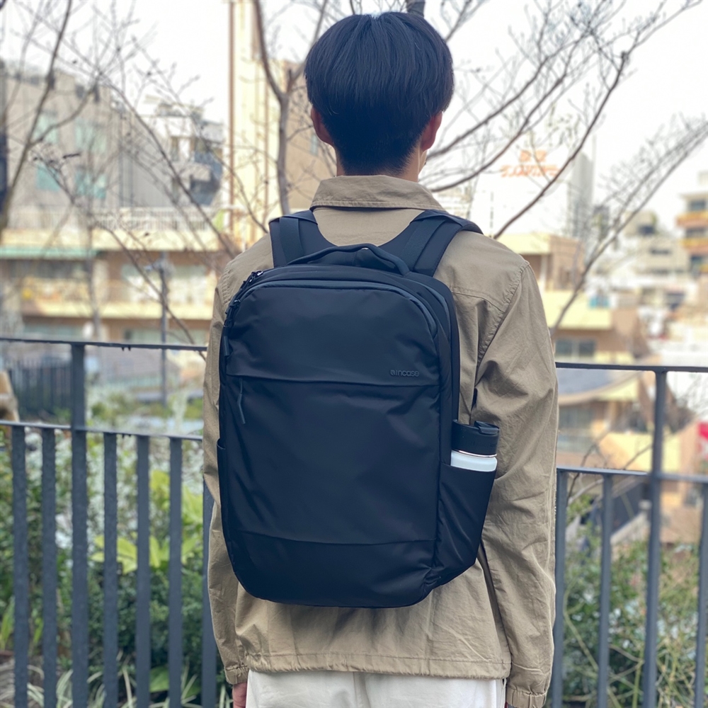 Incase City Compact Backpack OSHMAN'S別注