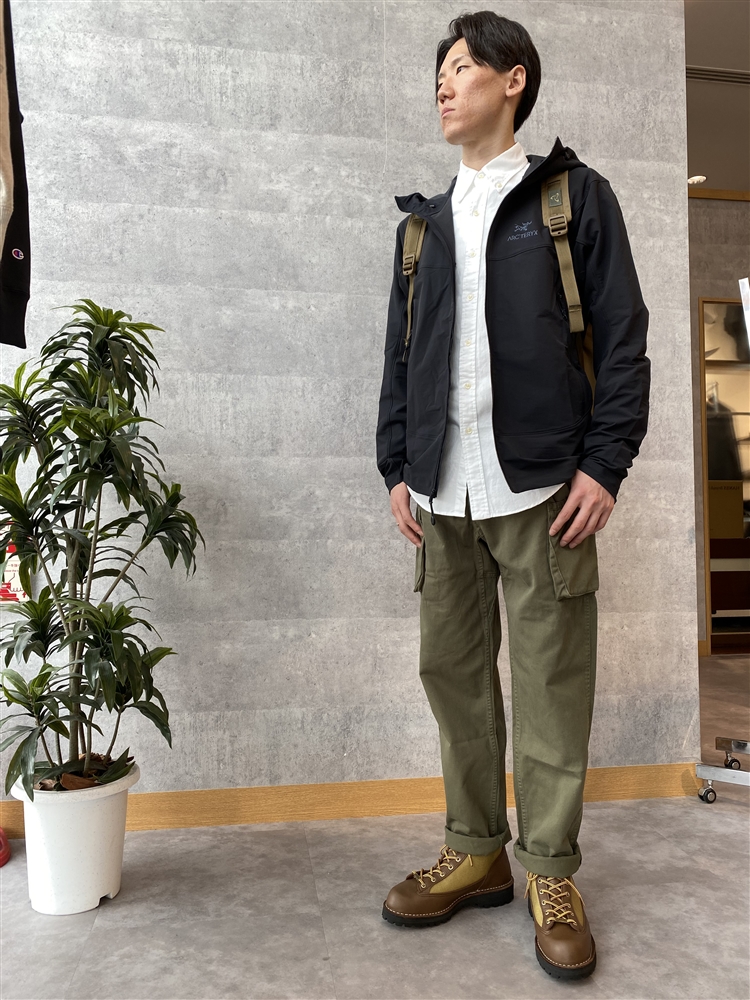 季節の変わり目に おススメしたい ARC'TERYX GAMMA LT HOODY | OSHMAN'S