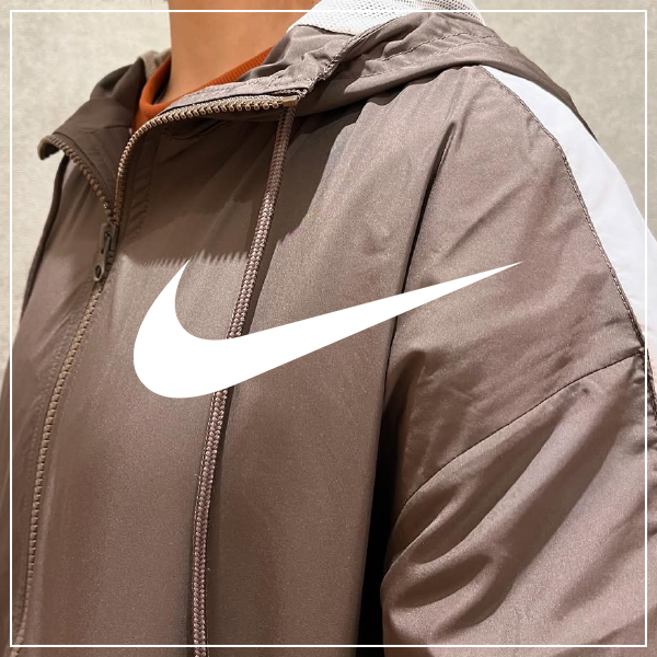 NIKE